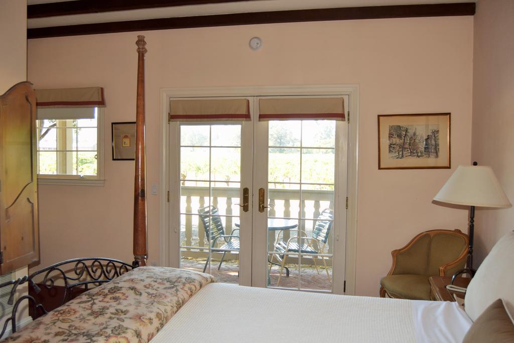 Vineyard Country Inn St. Helena Exterior photo